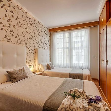 Hostal Zahara Ferrol Extérieur photo