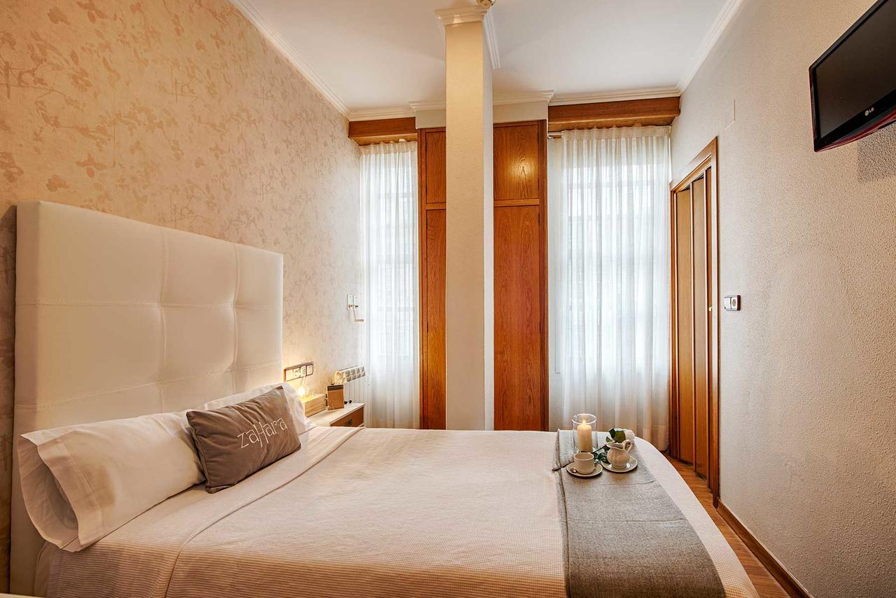 Hostal Zahara Ferrol Extérieur photo