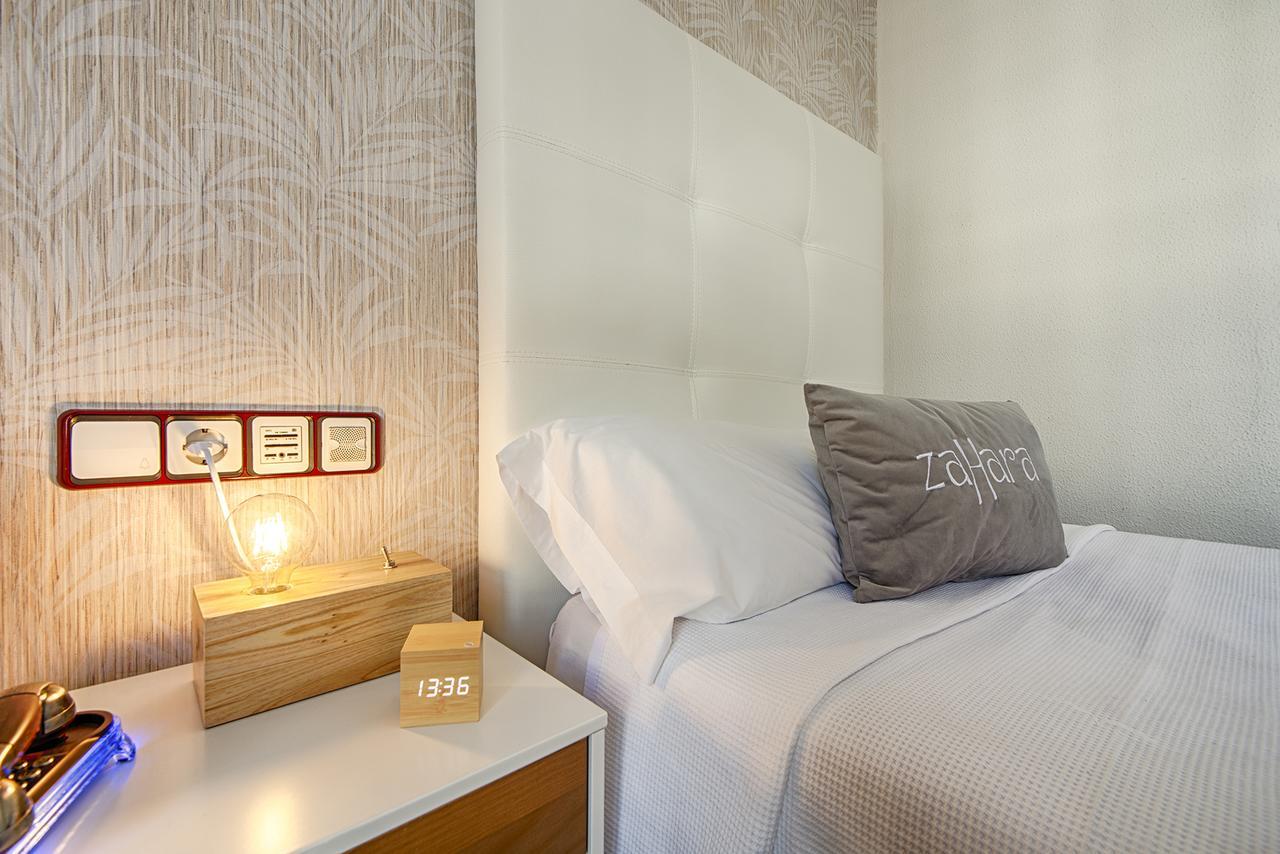 Hostal Zahara Ferrol Extérieur photo